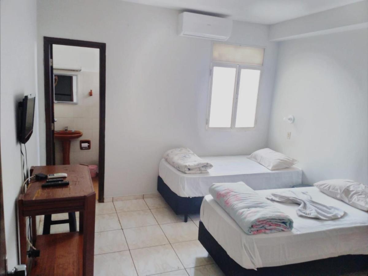 Orsi Hotel Araguari Esterno foto